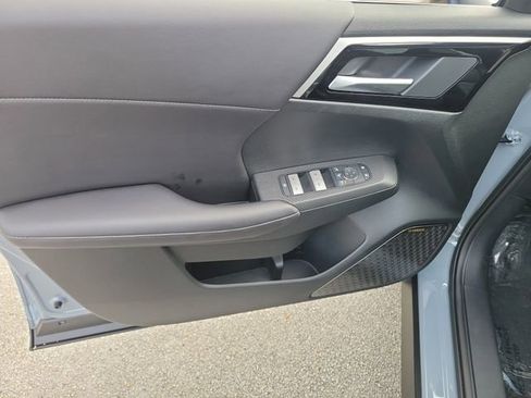 New 2026 Mitsubishi Outlander SE image 23