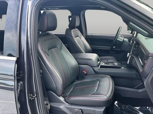 Used 2024 Ford Expedition Max Limited RWD image 9