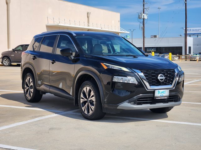 Used 2023 Nissan Rogue SV w/ SV Premium B Package FWD image 3