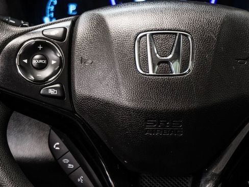 Used 2022 Honda HR-V EX image 16