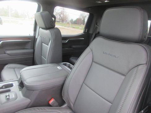 New 2026 GMC Sierra 1500 Denali image 14