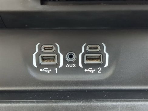 Used 2024 RAM 1500 Laramie image 26