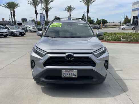 Used 2022 Toyota RAV4 XLE Premium w/ Carpet Mat Package (TMS) FWD image 26
