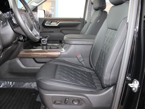 Used 2026 Chevrolet Silverado 1500 RST w/ Convenience Package II AWD/4WD image 22