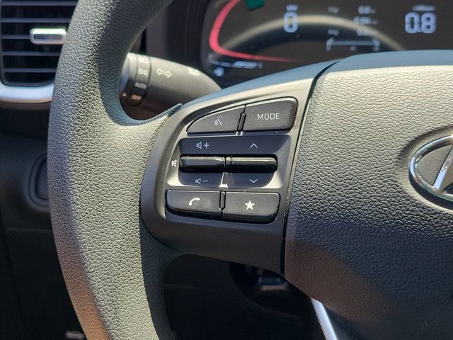 Certified 2026 Hyundai Venue SE FWD image 7