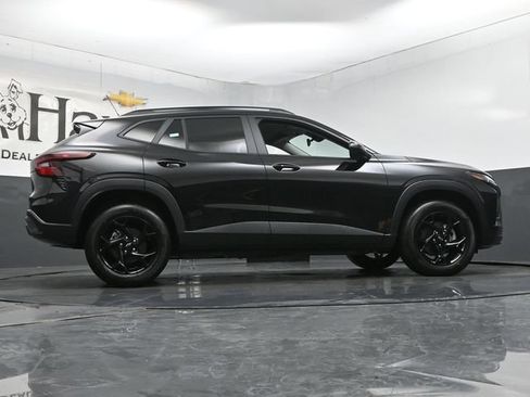 New 2026 Chevrolet Trax LT w/ Driver Confidence Package FWD image 31