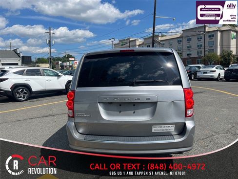 Used 2019 Dodge Grand Caravan SE FWD image 6