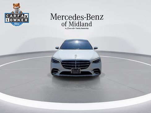 Used 2024 Mercedes-Benz S 580 4MATIC Sedan image 3