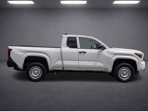 Used 2024 Toyota Tacoma SR RWD image 3
