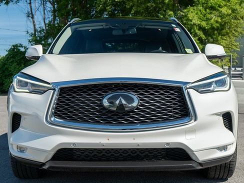 Used 2019 INFINITI QX50 Essential w/ Premium Heat Package AWD/4WD image 3