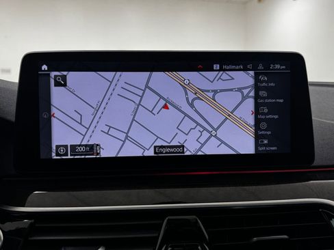 Used 2022 BMW 530i xDrive w/ Convenience Package image 18