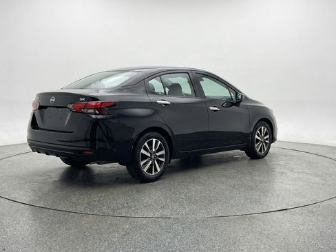 Used 2025 Nissan Versa SV FWD image 9