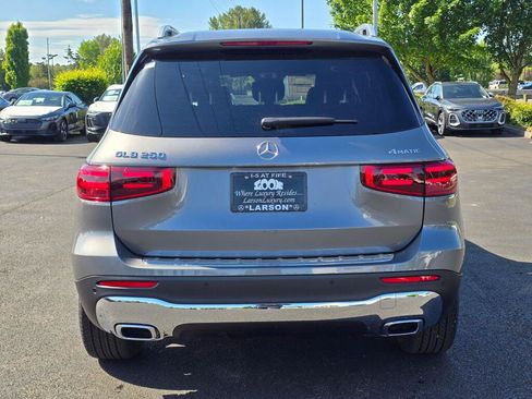 New 2026 Mercedes-Benz GLB 250 4MATIC image 5