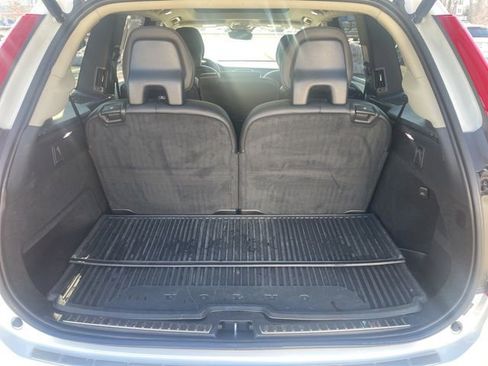 Certified 2023 Volvo XC90 B5 Core w/ Climate Package image 10