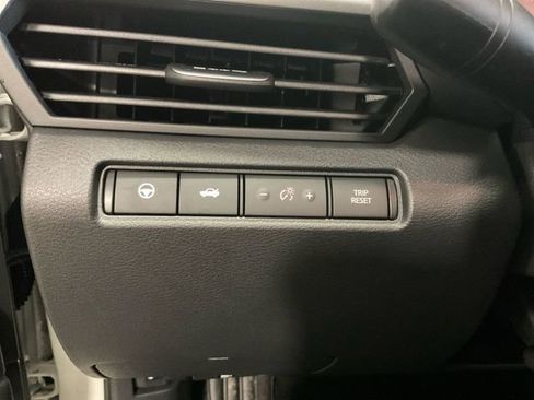 New 2025 Nissan Altima 2.5 SL image 17