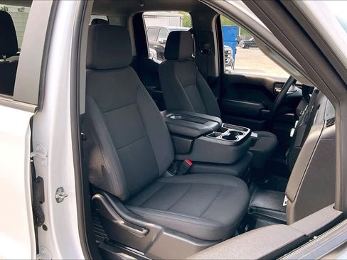 Used 2024 GMC Sierra 1500 Pro w/ Pro Value Package RWD image 9