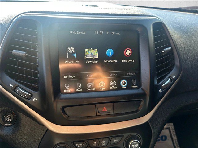 Used 2016 Jeep Cherokee Limited AWD/4WD image 15