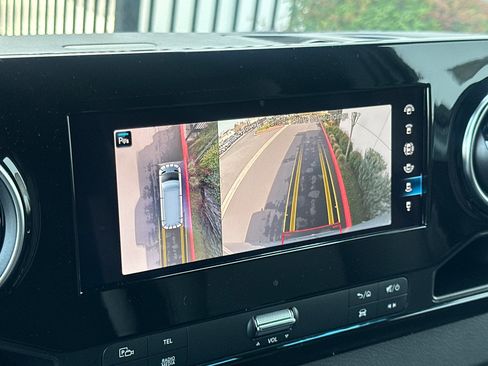 New 2024 Mercedes-Benz Sprinter 2500 image 19