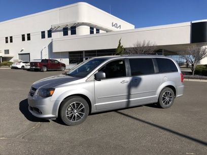Used 2017 Dodge Grand Caravan GT