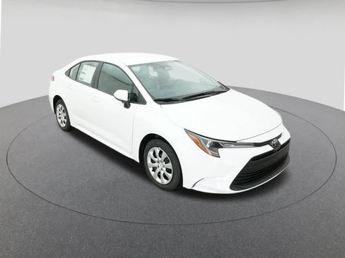 New 2026 Toyota Corolla LE image 13