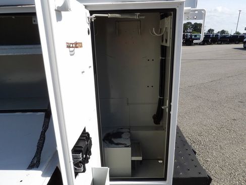 Used 2015 Chevrolet Silverado 3500 W/T RWD image 43