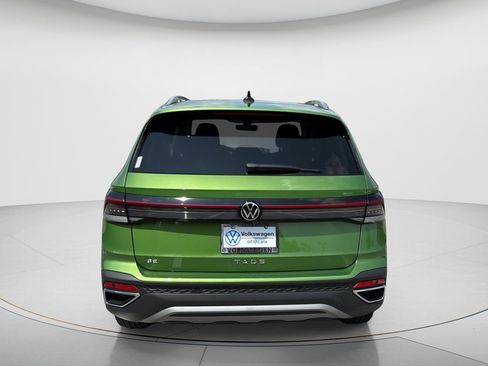 New 2026 Volkswagen Taos SE FWD image 6
