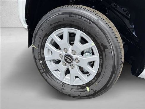 New 2026 Toyota Tacoma SR5 AWD/4WD image 15