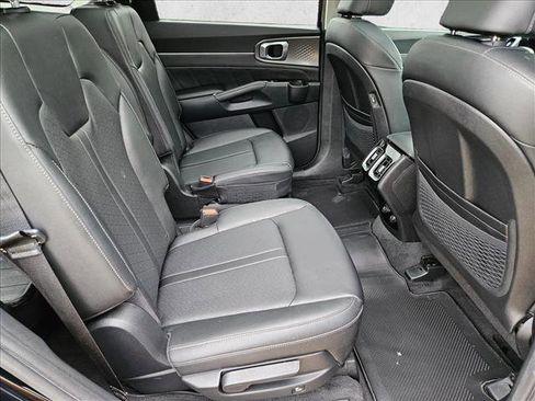 Used 2023 Kia Sorento SX FWD image 22
