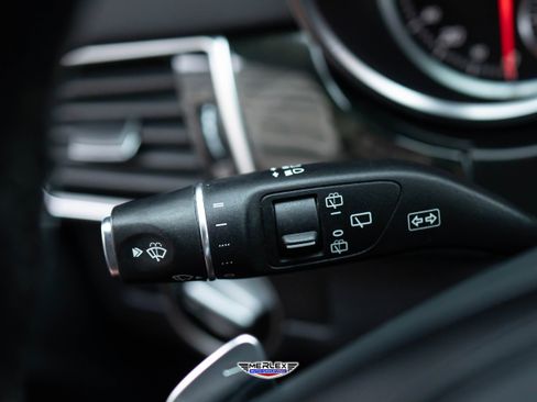 Used 2017 Mercedes-Benz GLS 550 550 4MATIC w/ Driver Assistance Package image 31