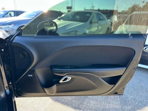 Used 2022 Dodge Challenger R/T w/ Blacktop Package image 16