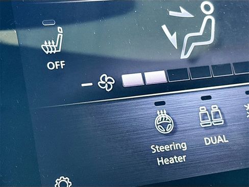 Used 2021 INFINITI Q50 Luxe w/ Seat & Sound Package image 20