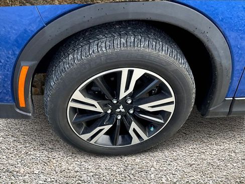 Used 2023 Mitsubishi Eclipse Cross SE image 9