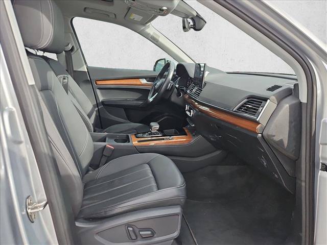 Used 2023 Audi Q5 2.0T Premium Plus w/ Premium Plus Package AWD/4WD image 15