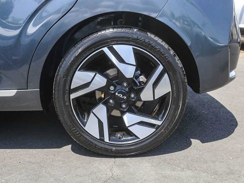 Certified 2023 Kia Soul GT-Line FWD image 12
