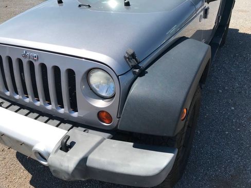 Used 2013 Jeep Wrangler Unlimited Sport AWD/4WD image 21