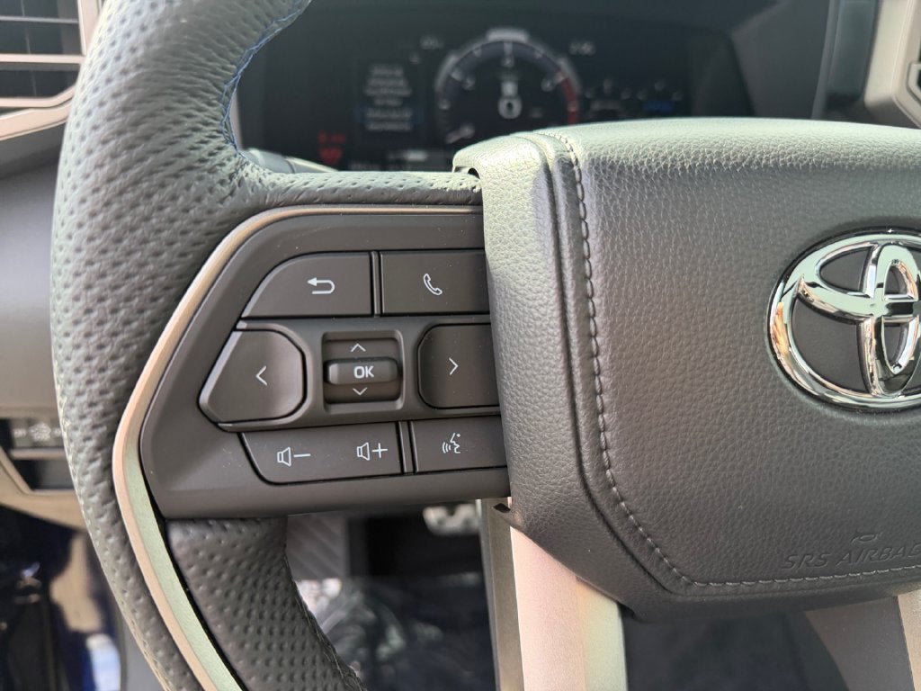 Used 2026 Toyota Tundra Platinum w/ TRD Off-Road Package AWD/4WD image 15