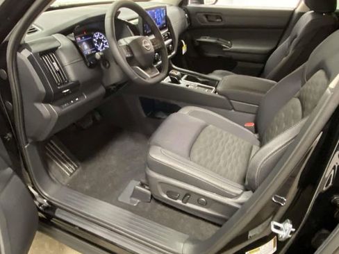 New 2026 Nissan Pathfinder SV image 11