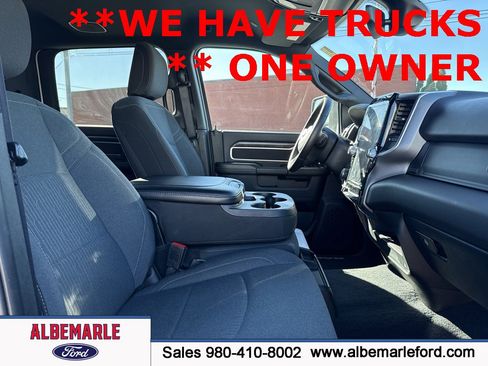 Used 2024 RAM 2500 Big Horn w/ Night Edition image 32