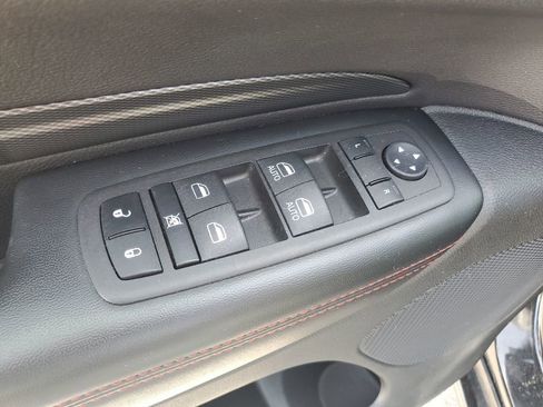 Used 2023 Dodge Durango GT AWD/4WD image 9