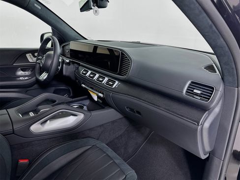 New 2026 Mercedes-Benz GLE 63 AMG S image 32