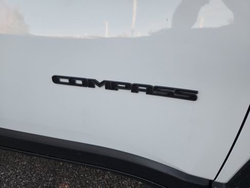 New 2026 Jeep Compass Limited image 25