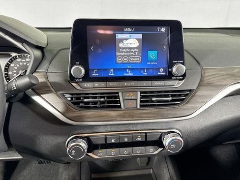 New 2026 Nissan Altima 2.5 SV FWD image 12
