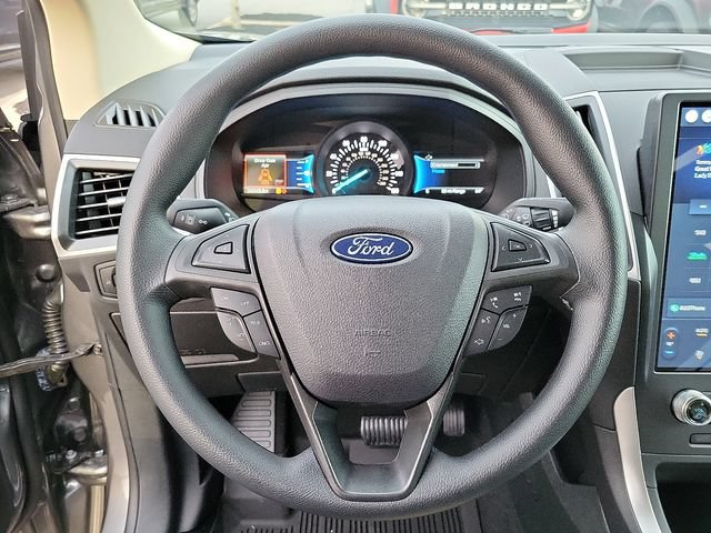 Used 2024 Ford Edge SE AWD/4WD image 9