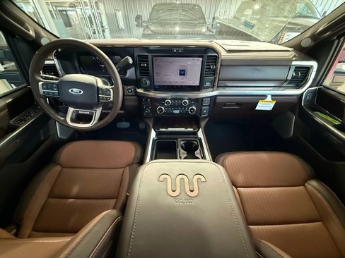 New 2026 Ford F250 King Ranch w/ Chrome Package image 3