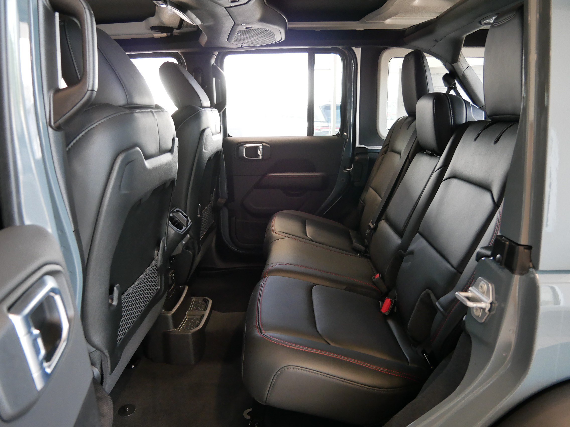 New 2026 Jeep Wrangler Unlimited Rubicon 392 w/ Quick Order Package 27X Moab AWD/4WD image 8