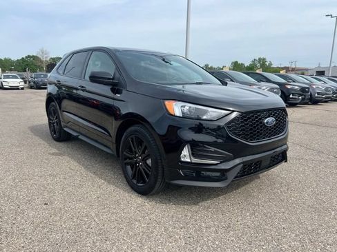 Certified 2024 Ford Edge ST-Line AWD/4WD image 3