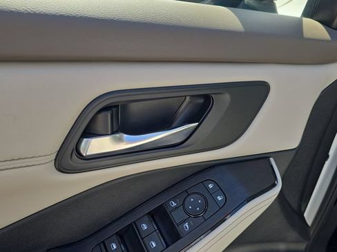 Certified 2023 Nissan Rogue SV w/ SV Premium B Package FWD image 19