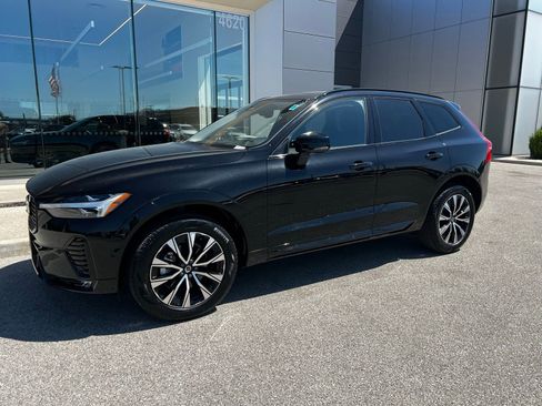 Certified 2025 Volvo XC60 B5 Plus AWD/4WD image 1