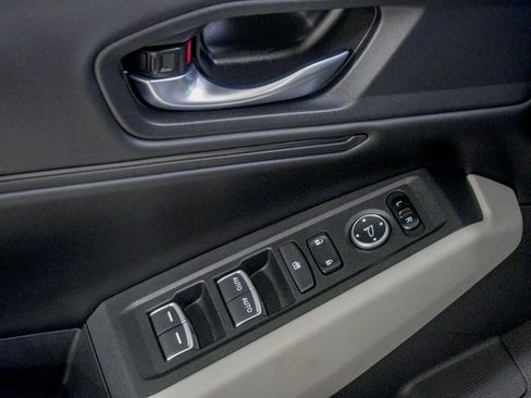 Certified 2023 Honda Accord EX image 17