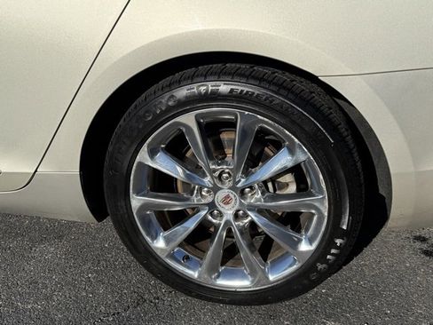 Used 2014 Cadillac XTS Luxury image 35